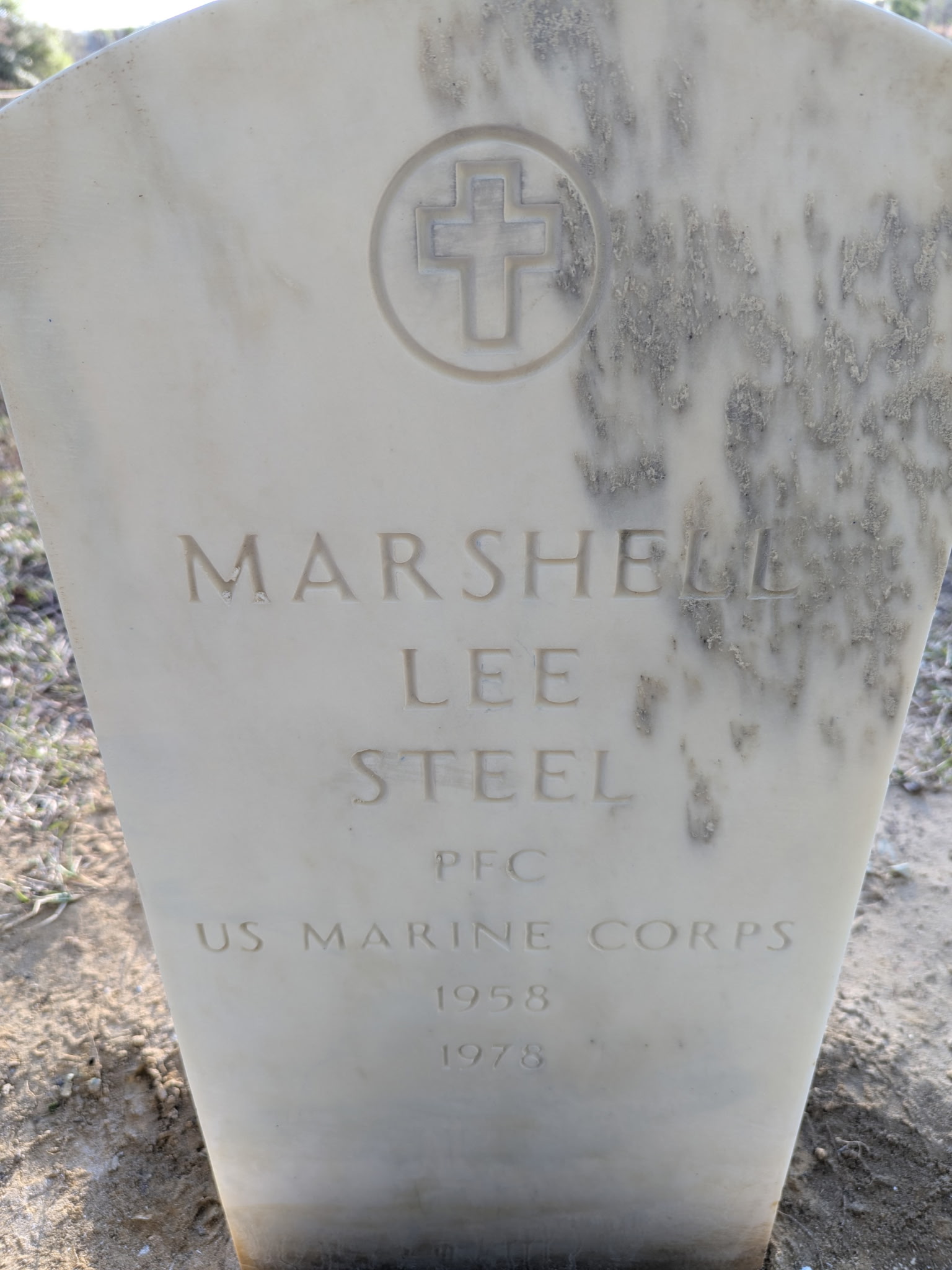 Headstone Repair / Cleaning 512 676 7860